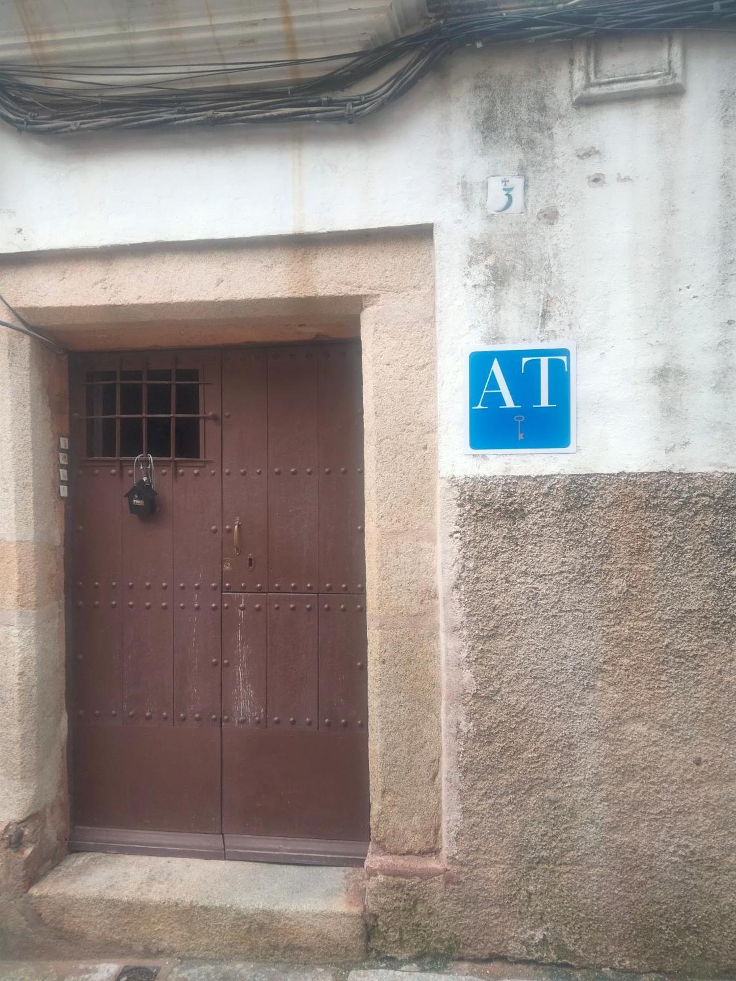 ᛕꮧℤεℝεs Apartament Caces Exterior foto